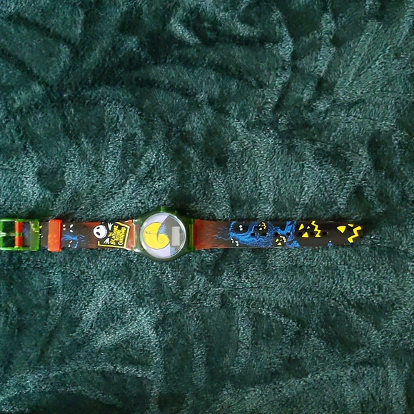 Vintage NMBC Jack watch in red - Picture 2 of 3